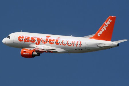 Авиаперевозчик easyJet больше не будет летать в Москву